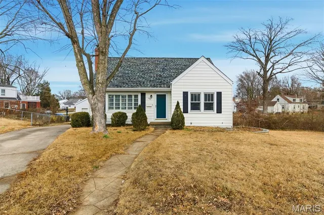 $245,000 | 917 Pettus Place, St. Charles, MO 63301