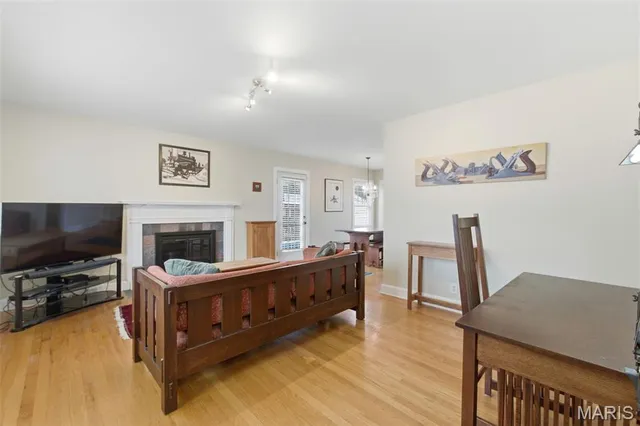 $245,000 | 917 Pettus Place, St. Charles, MO 63301