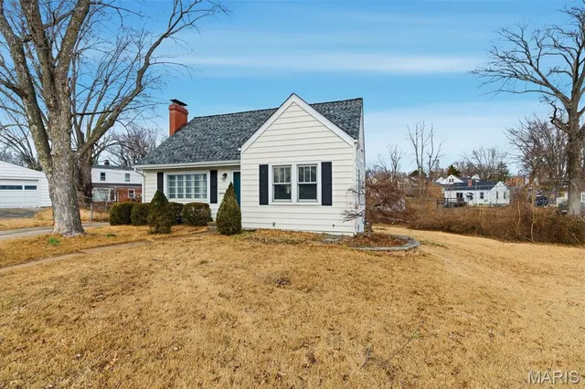 $245,000 | 917 Pettus Place, St. Charles, MO 63301