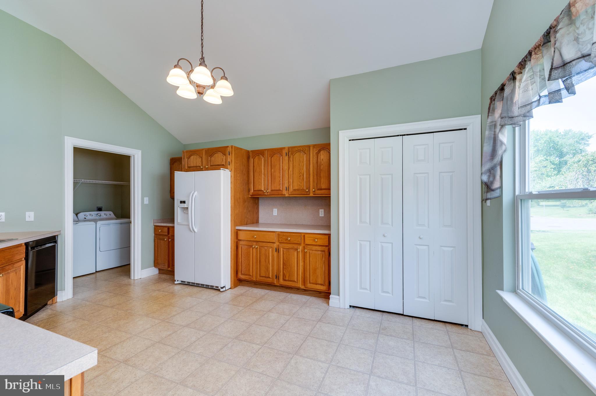 111 Fairway Drive Reading, PA 19606 - Photo 15 of 44