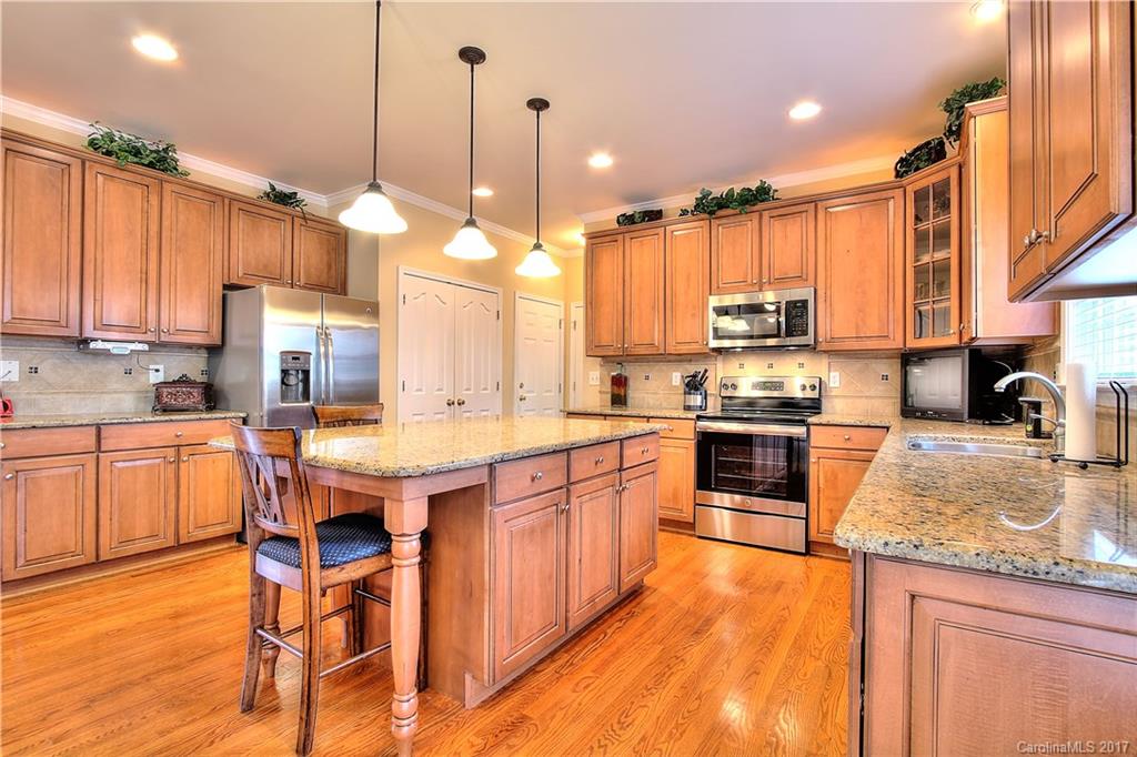 913 Lillieshall Road Waxhaw, NC 28173 - Photo 9 of 24