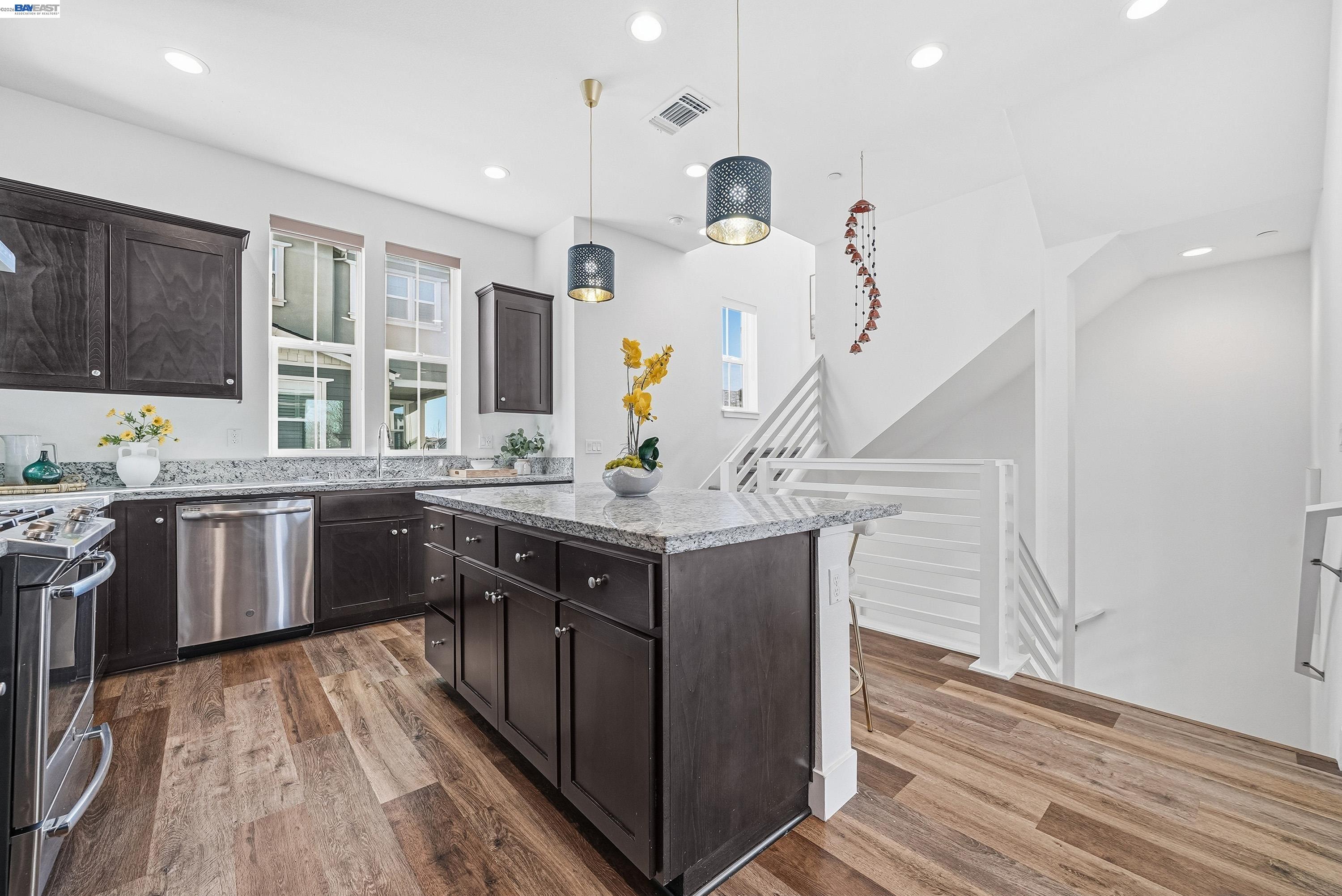 37645 Bay Crest Road Newark, CA 94560 - Photo 10 of 46