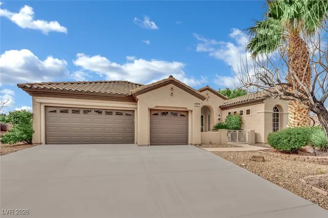 $900,000 | 2621 Evening Sky Drive, Henderson, NV 89052