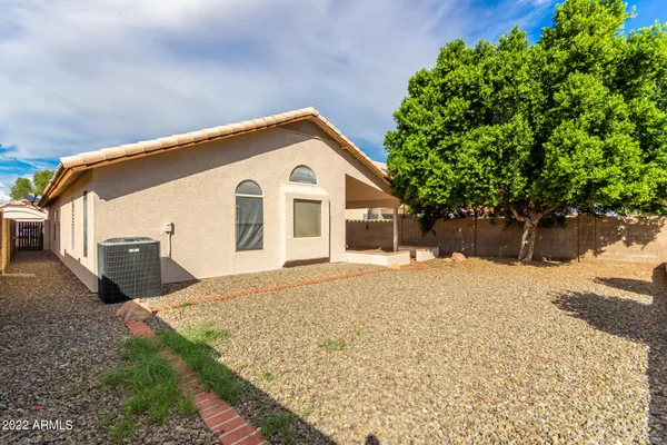 $1,975 | 12531 West Edgemont Avenue, Avondale, AZ 85392