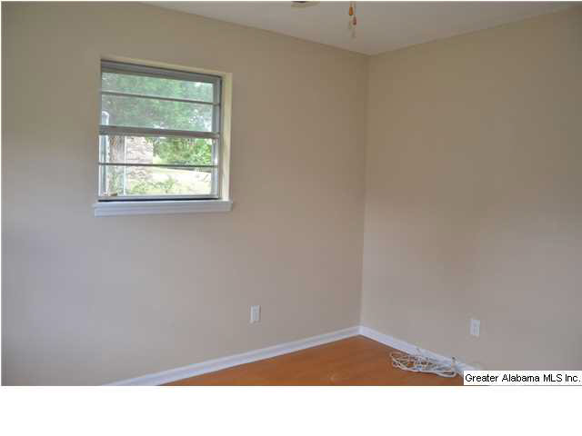 784 Main Street Jemison, AL 35085 - Photo 13 of 30