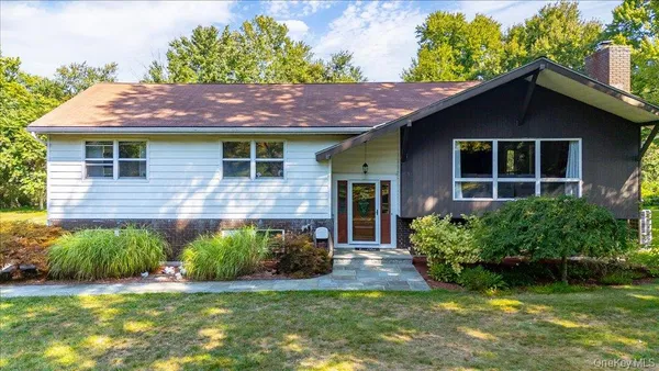 $625,000 | 9 Van Vlack Road, Hopewell Junction, NY 12533