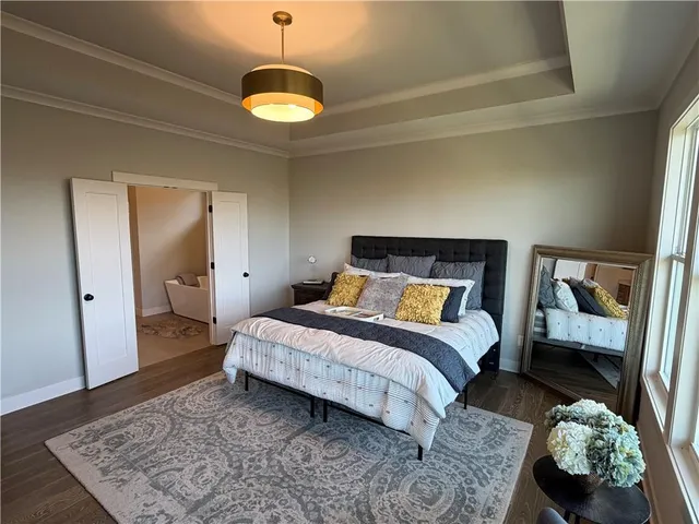 $785,000 | 11606 South Zarda Drive, Olathe, KS 66061