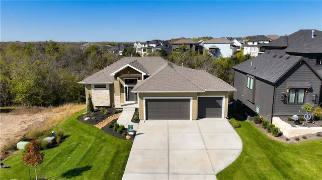 $785,000 | 11606 South Zarda Drive, Olathe, KS 66061