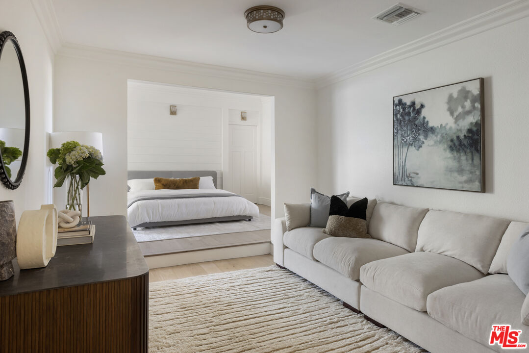 16429 Rinaldi Street Granada Hills, CA 91344 - Photo 17 of 47