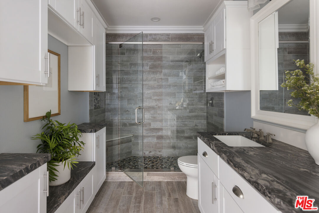 16429 Rinaldi Street Granada Hills, CA 91344 - Photo 22 of 47