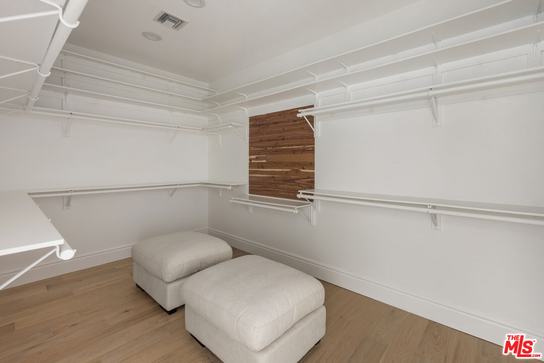 16429 Rinaldi Street Granada Hills, CA 91344 - Photo 23 of 47