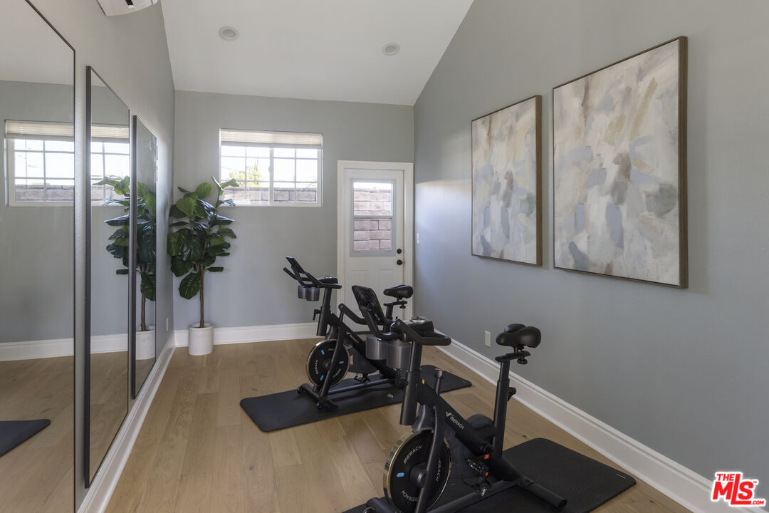 16429 Rinaldi Street Granada Hills, CA 91344 - Photo 32 of 47