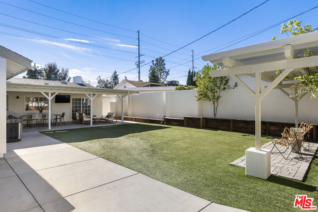 16429 Rinaldi Street Granada Hills, CA 91344 - Photo 40 of 47