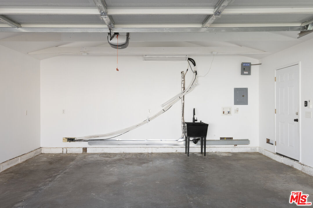 16429 Rinaldi Street Granada Hills, CA 91344 - Photo 43 of 47