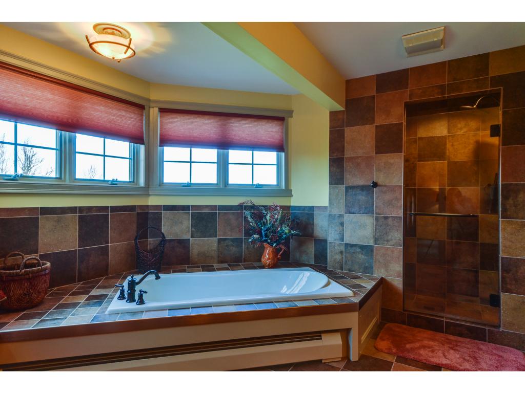 621 Golf Course Road, Unit 621 South Burlington, VT 05403 - Photo 16 of 34
