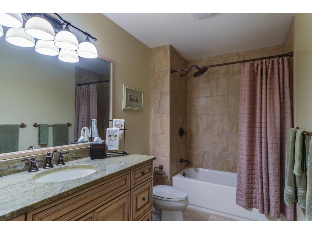 621 Golf Course Road, Unit 621 South Burlington, VT 05403 - Photo 23 of 34