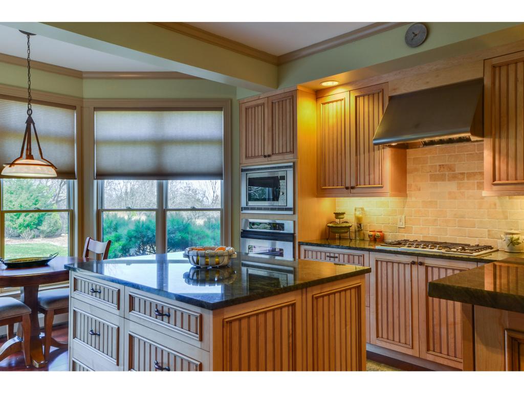621 Golf Course Road, Unit 621 South Burlington, VT 05403 - Photo 5 of 34