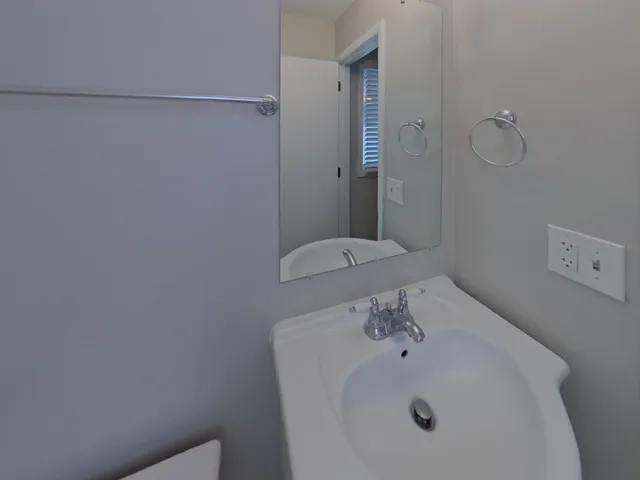 $2,799 | 13101 Thomas Avenue, Burnsville, MN 55337