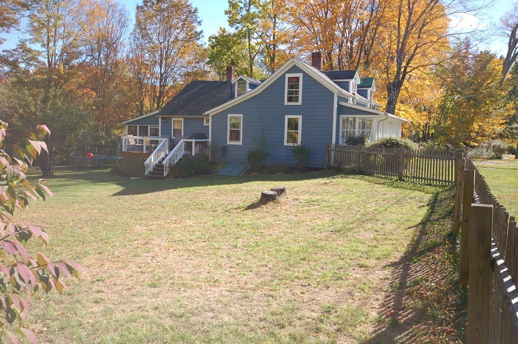 64 West Farms Road Northampton, MA 01062 - Photo 4 of 30