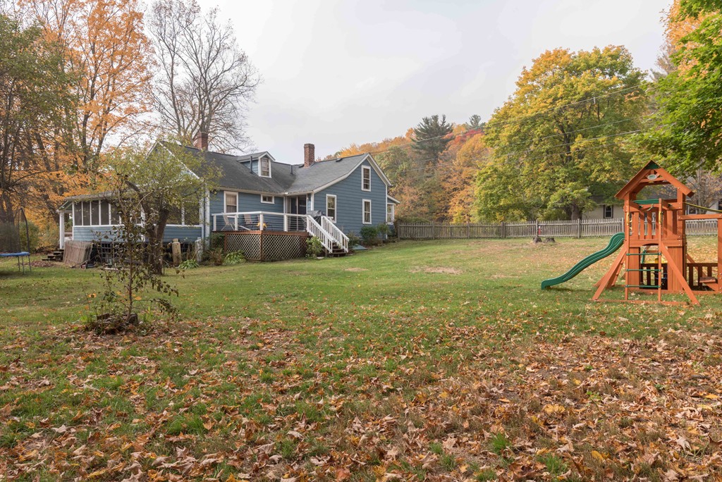 64 West Farms Road Northampton, MA 01062 - Photo 5 of 30