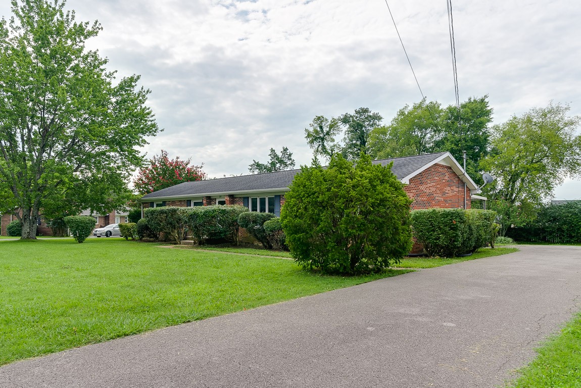204 Lucas Road Shelbyville, TN 37160 - Photo 2 of 26 Gallery Image 2
