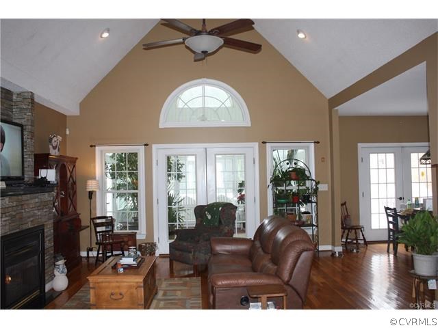 9420 Hines Road Disputanta, VA 23842 - Photo 8 of 32 Gallery Image 8
