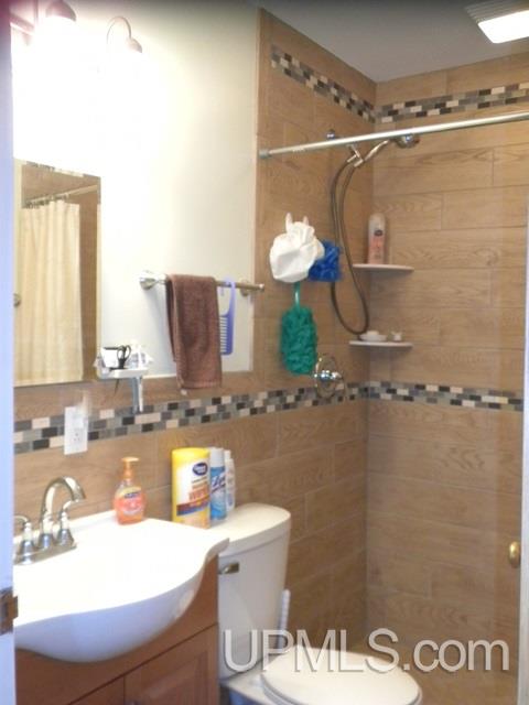 E8123 2nd Street Ramsay, MI 49959 - Photo 5 of 27 Gallery Image 5