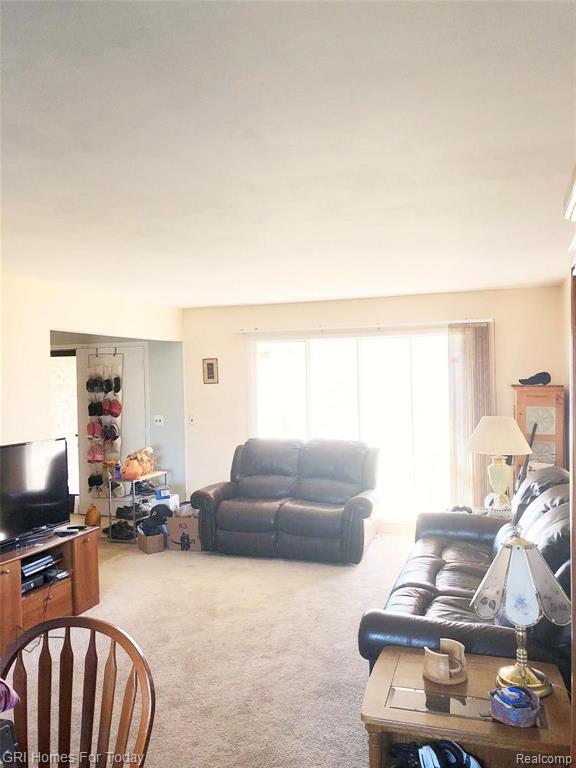 5756 Wedgewood Road Canton, MI 48187 - Photo 10 of 29 Gallery Image 10
