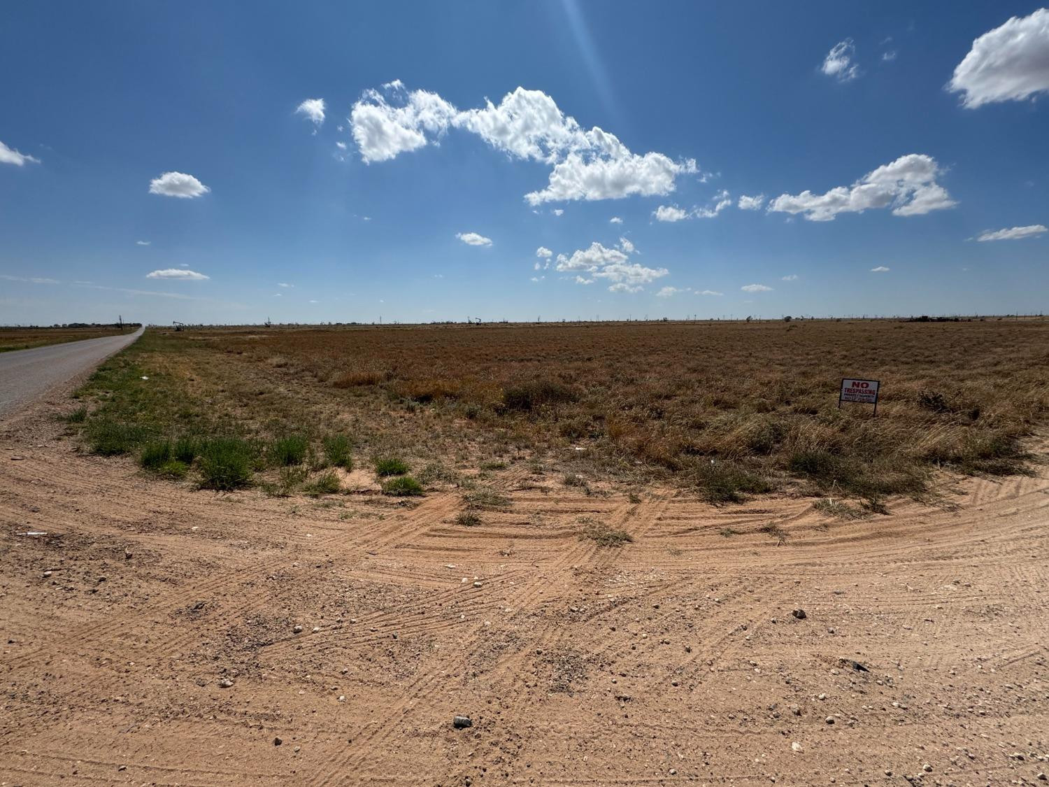 604 Kelly Road Levelland, TX 79336 - Photo 4 of 8 Photo 4