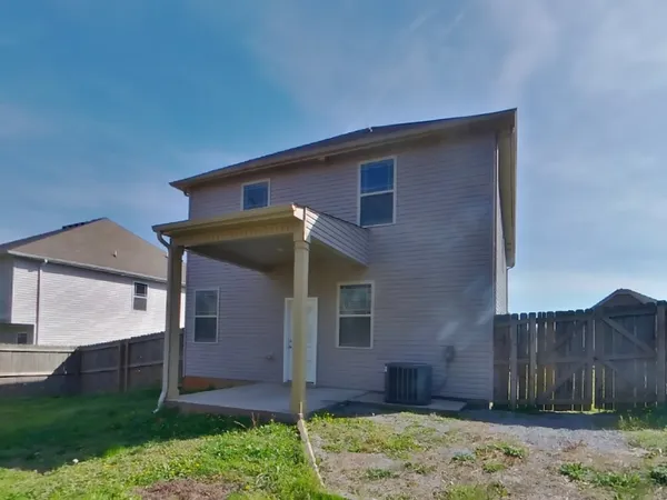 $1,869 | 1324 Black Oak Circle, Clarksville, TN 37042