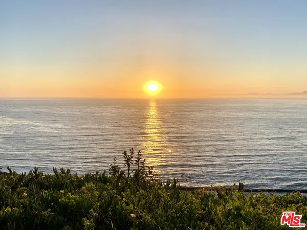 $9,350,000 | 1115 Palos Verdes Drive West, Palos Verdes Estates, CA 90274