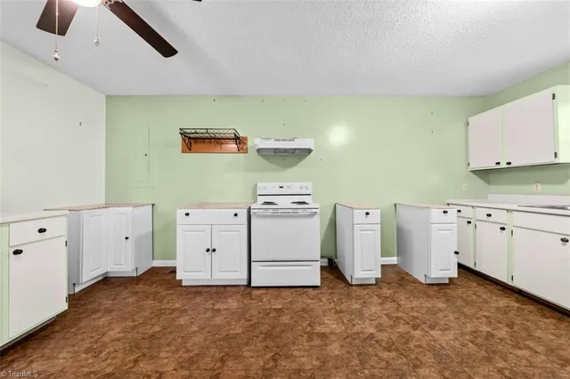 $200,000 | 4250 Timber Lea Lane, Ramseur, NC 27316