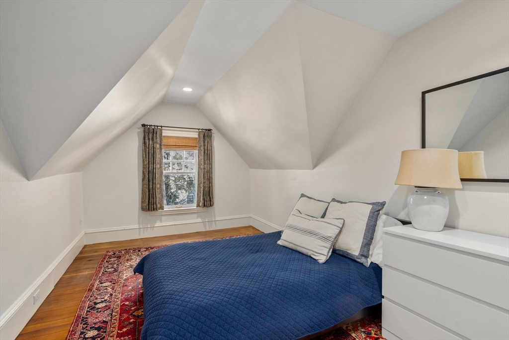 29 Abbott Road Wellesley, MA 02481 - Photo 23 of 32