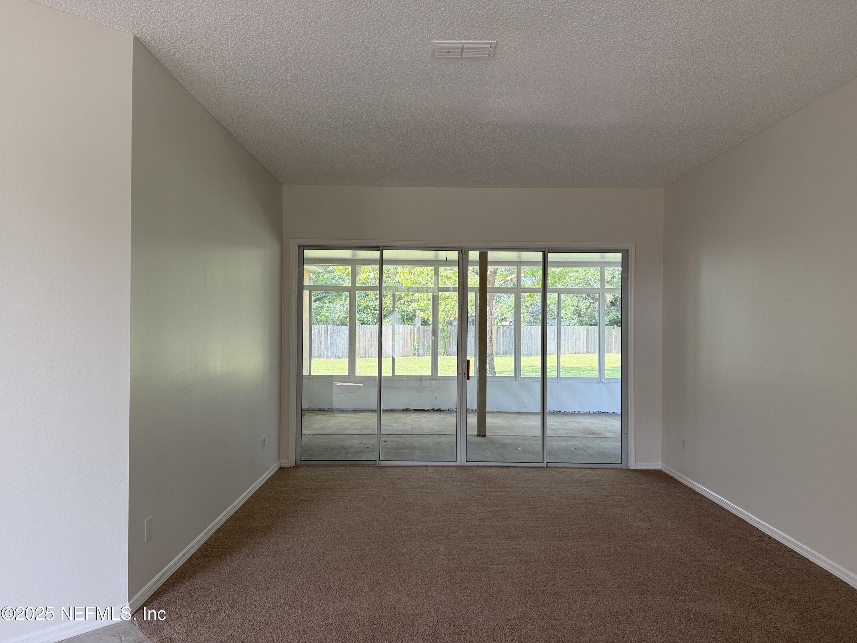 3445 Bristol Bridge Road Orange Park, FL 32073 - Photo 4 of 33 Living room