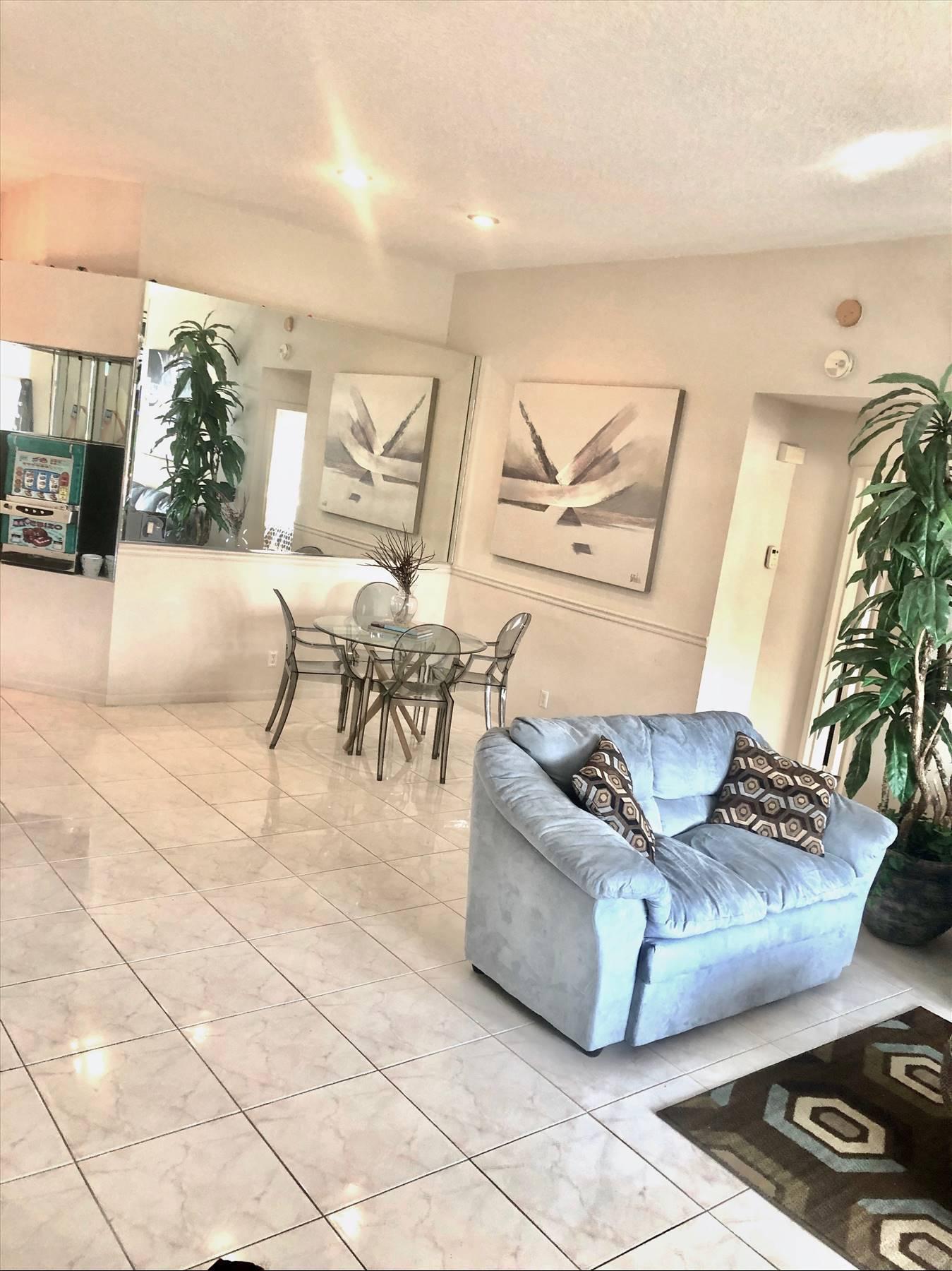 23406 Torre Circle Boca Raton, FL 33433 - Photo 10 of 25 10