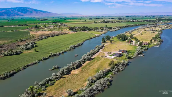 $525,000 | Lot 8 East Island Court, Burley, ID 83318