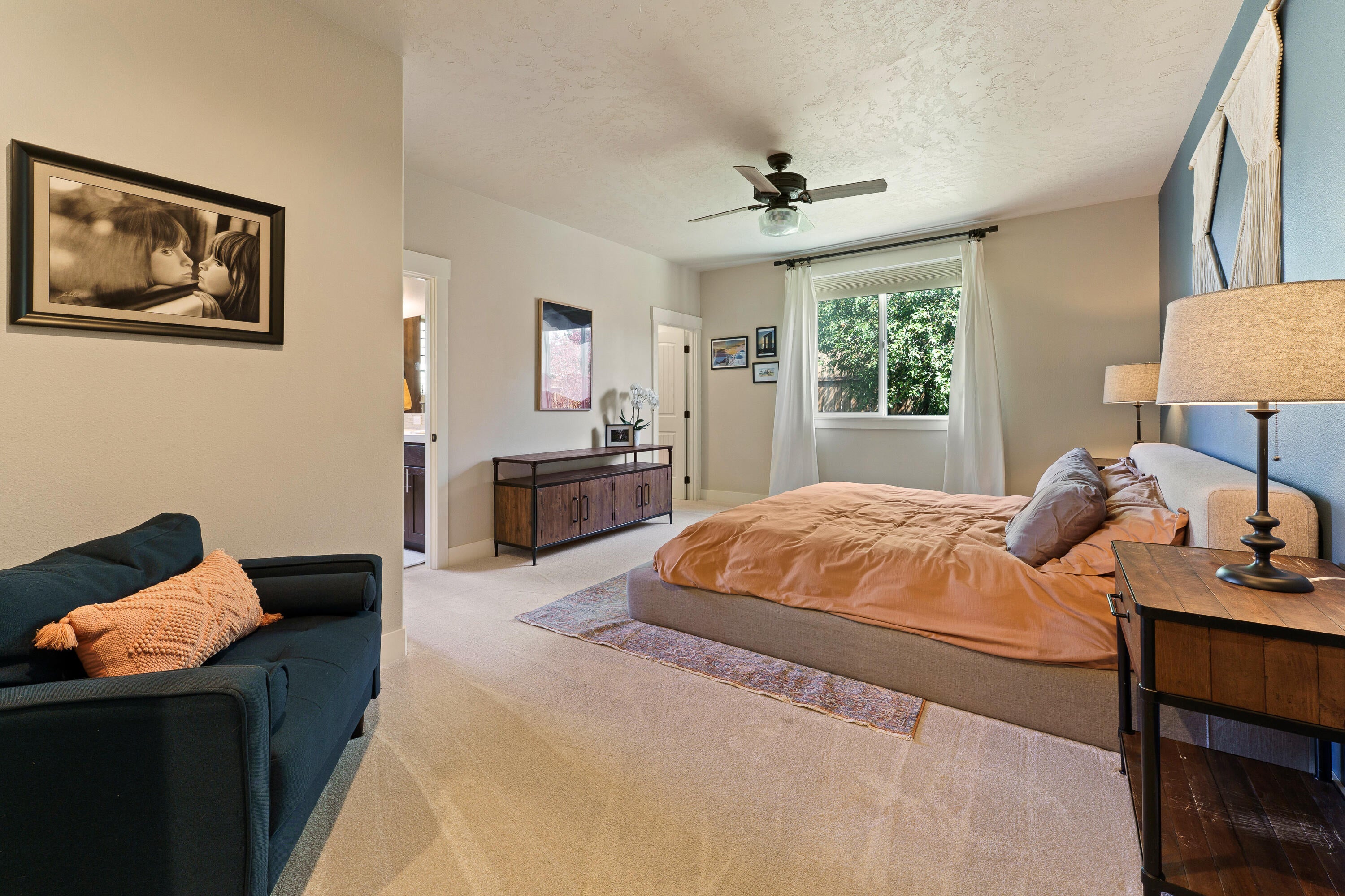 20884 Rorick Drive Bend, OR 97701 - Photo 20 of 41 DSC04586