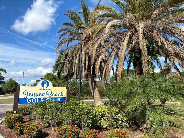 $3,200 | 3486 Northwest Oak Glen Drive, Jensen Beach, FL 34957