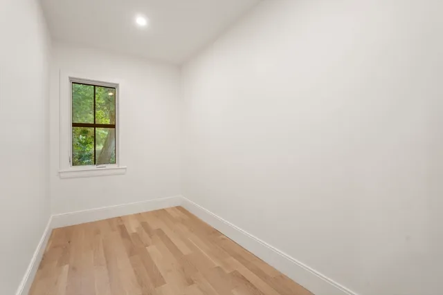 $3,295,000 | 20 Oakland Street, Wellesley, MA 02481