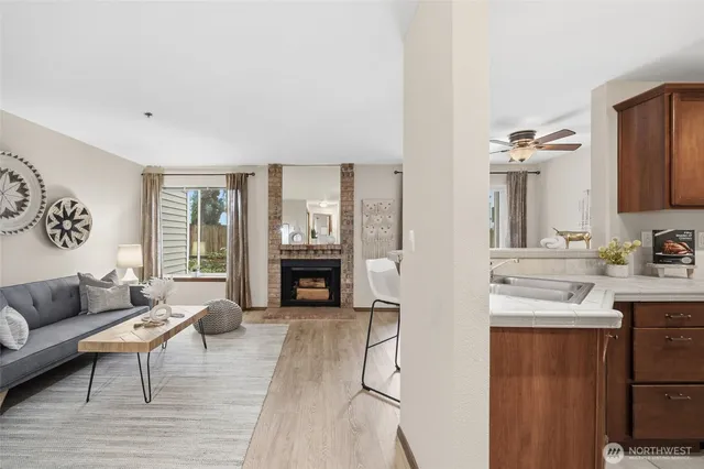 $245,000 | 11527 Highway 99, Unit A105, Everett, WA 98204