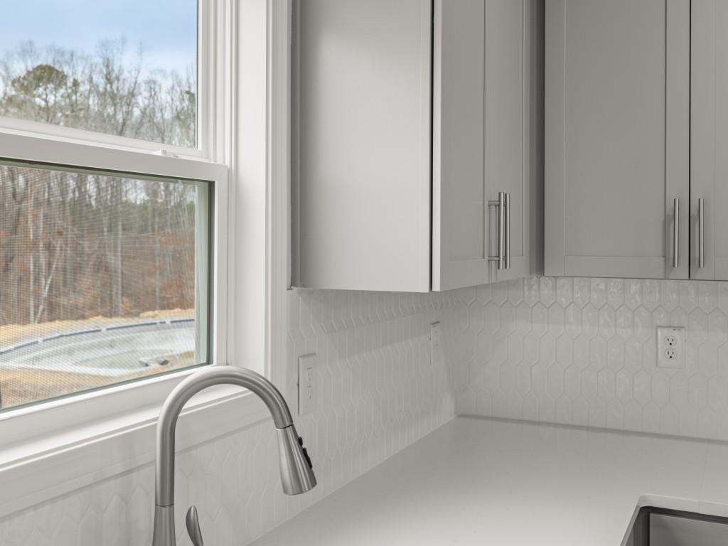 7198 Bocholt Drive Atlanta, GA 30349 - Photo 11 of 54