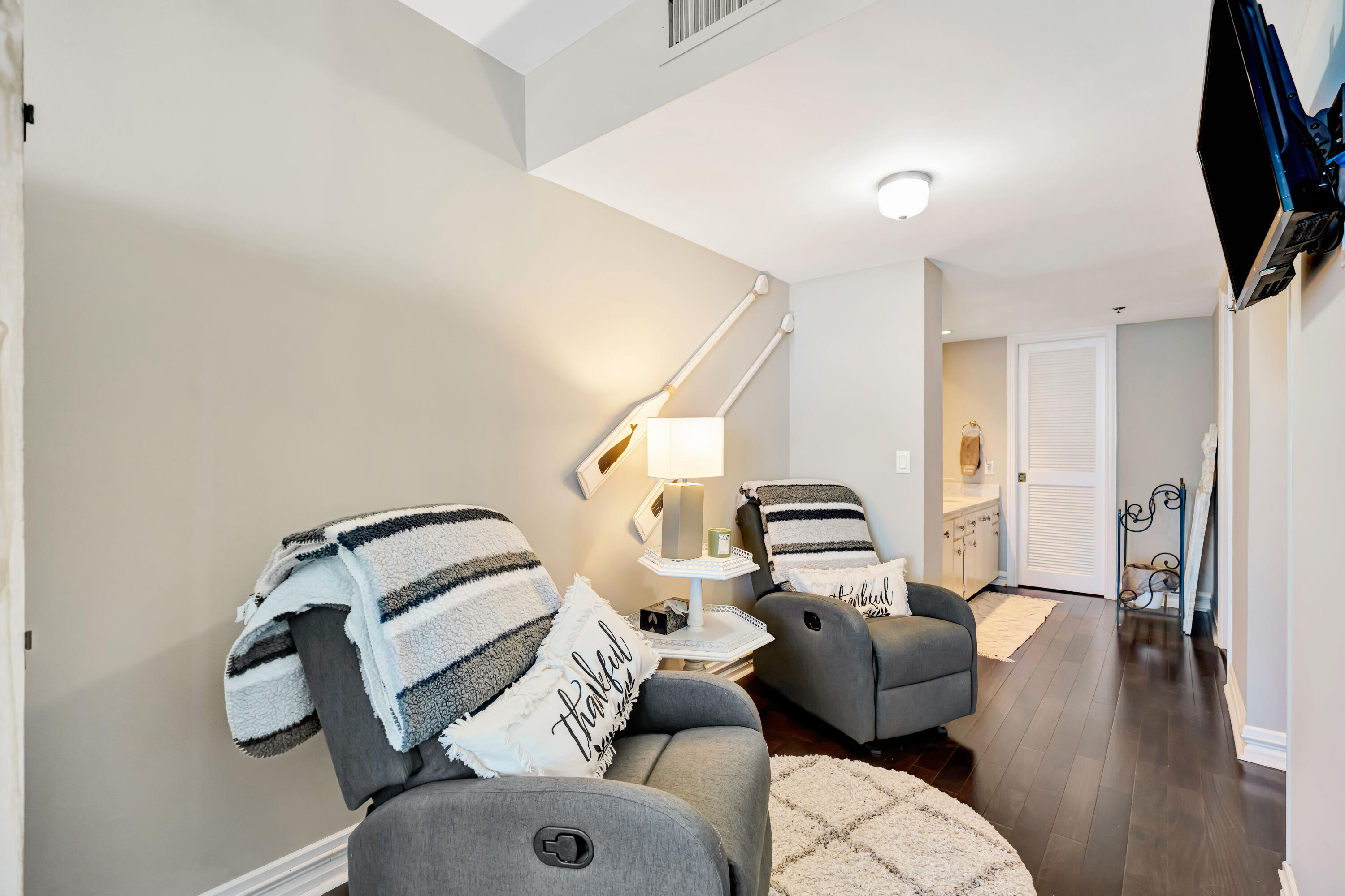 100 South Beach Road, Unit 903 Jupiter, FL 33469 - Photo 24 of 56 Primary sitting area