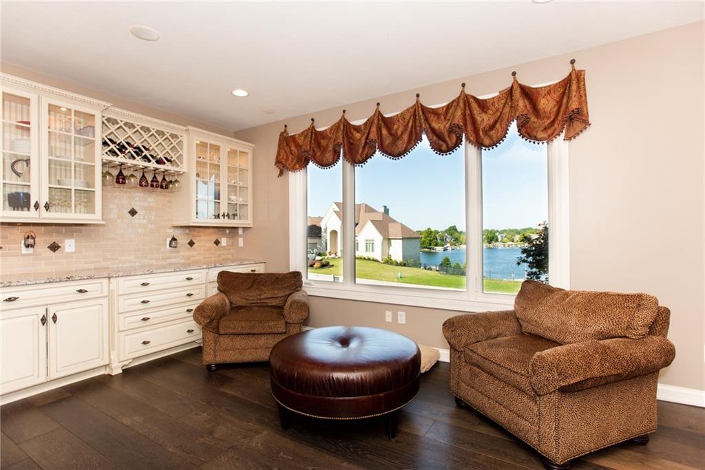 10022 Springstone Road McCordsville, IN 46055 - Photo 7 of 48