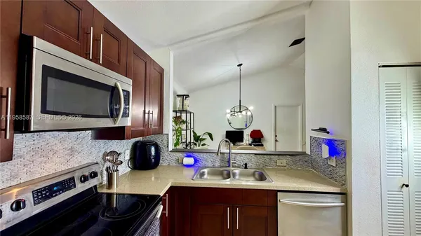 $3,150 | 2451 Southwest 85th Terrace, Unit 2451, Miramar, FL 33025