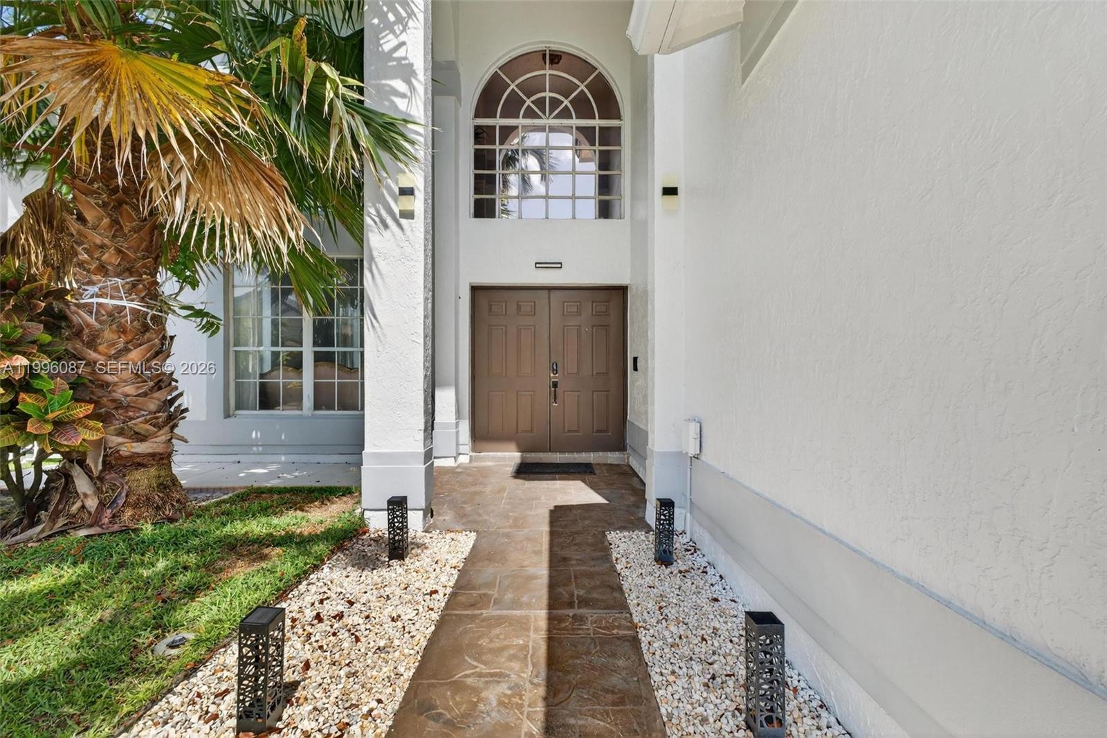 18498 East Covington Trace Boca Raton, FL 33498 - Photo 5 of 58