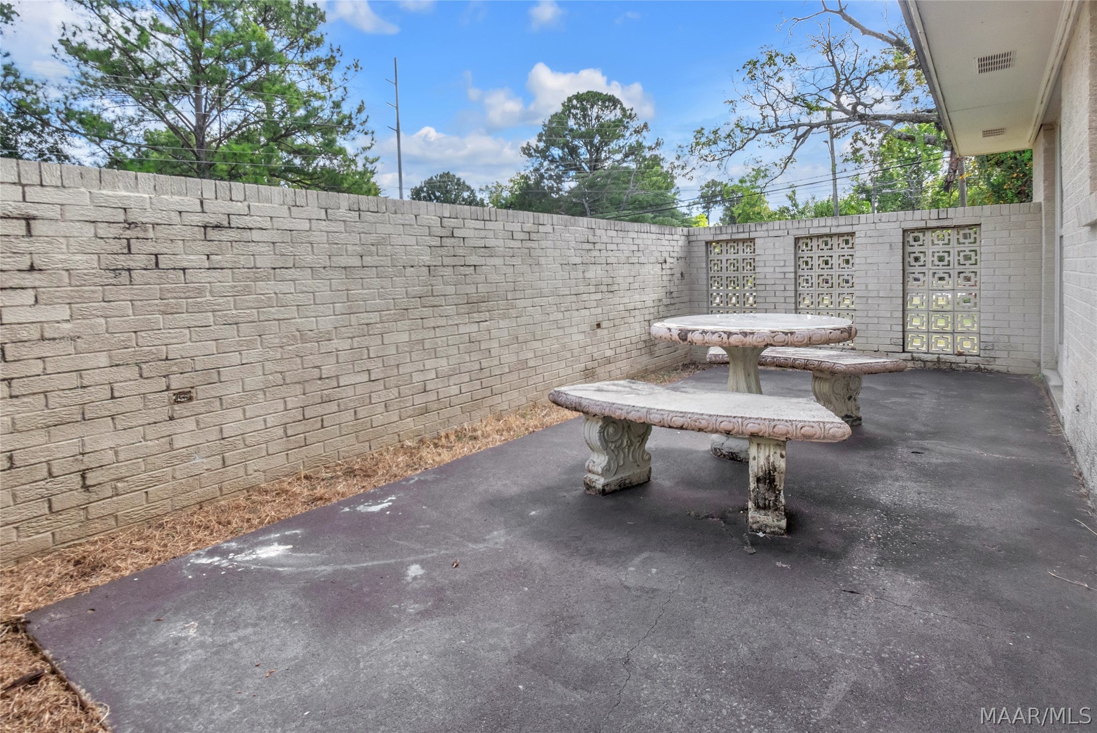 2145 Carter Hill Road Montgomery, AL 36106 - Photo 9 of 30 Gallery Image 9