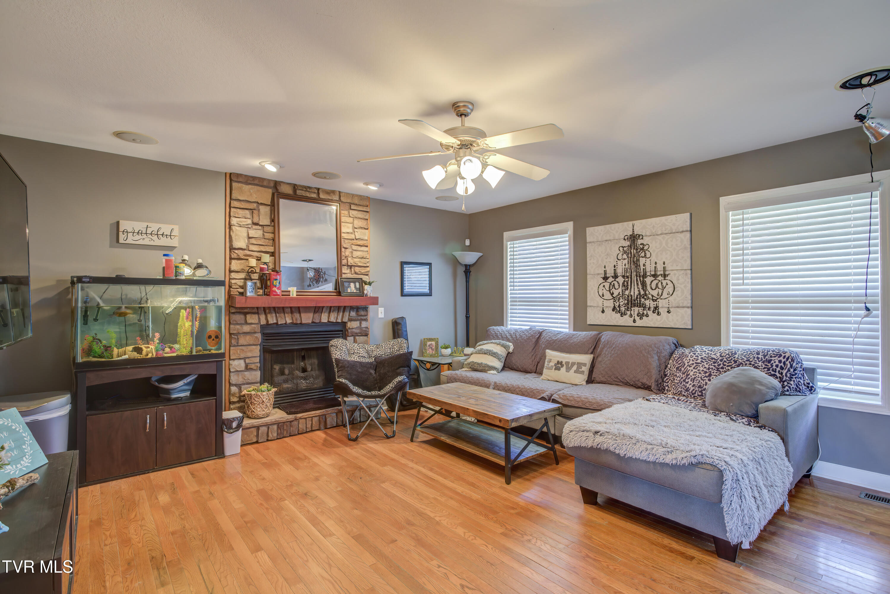 1032 Austin Ridge Court Piney Flats, TN 37686 - Photo 13 of 50 1032 Austin Springs (13)