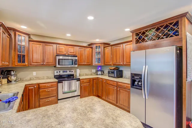 $469,000 | 1032 Austin Ridge Court, Piney Flats, TN 37686