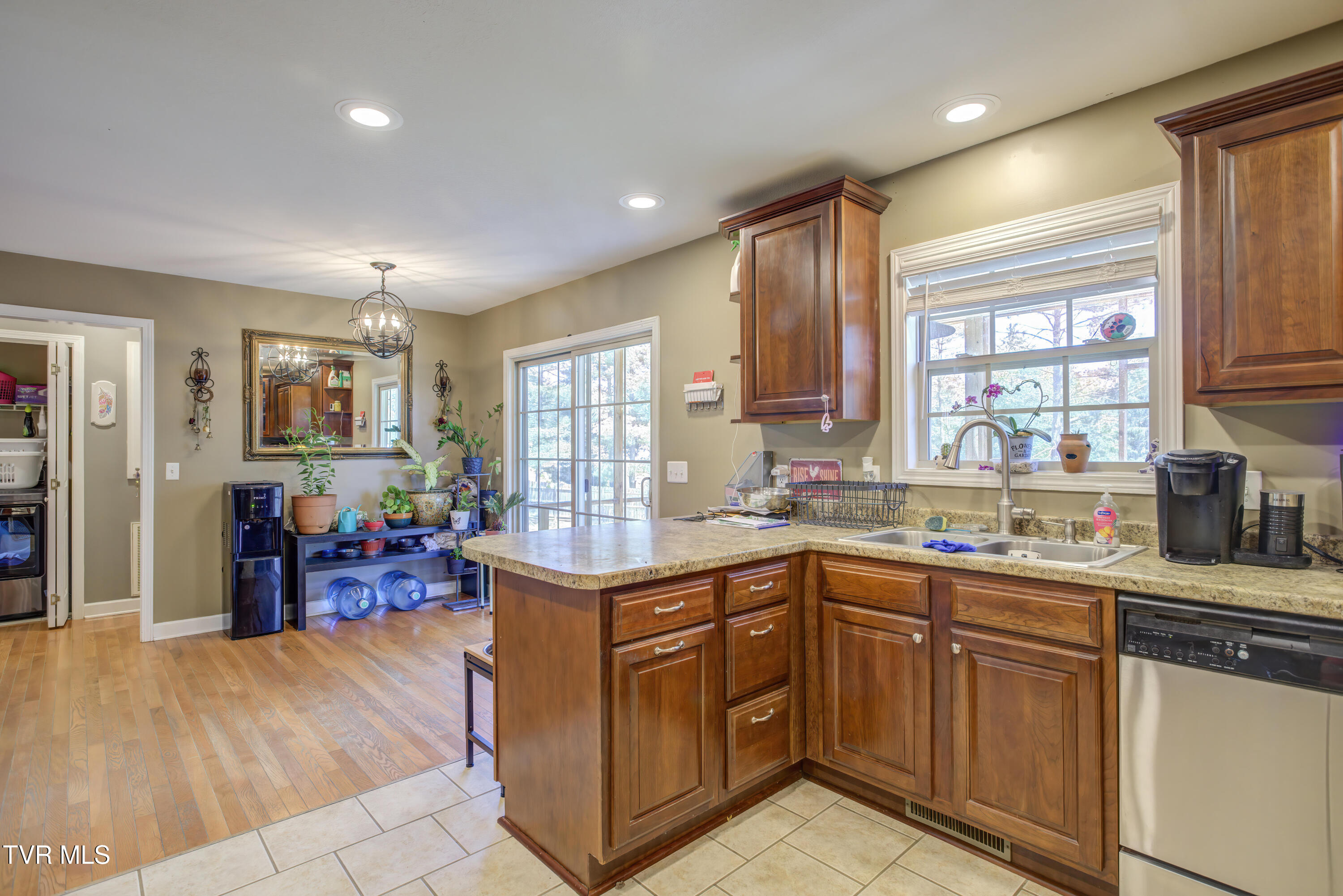 1032 Austin Ridge Court Piney Flats, TN 37686 - Photo 19 of 50 1032 Austin Springs (19)