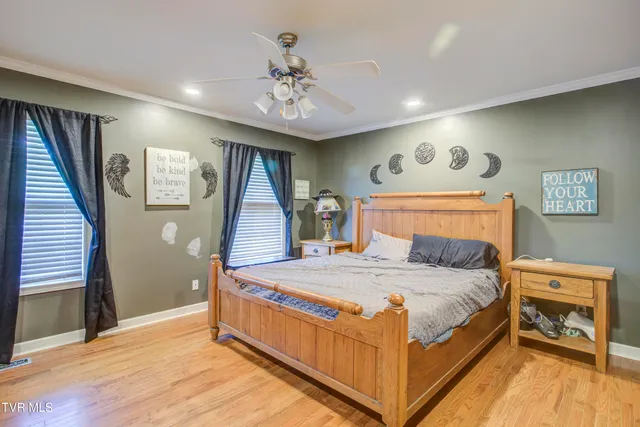 $469,000 | 1032 Austin Ridge Court, Piney Flats, TN 37686